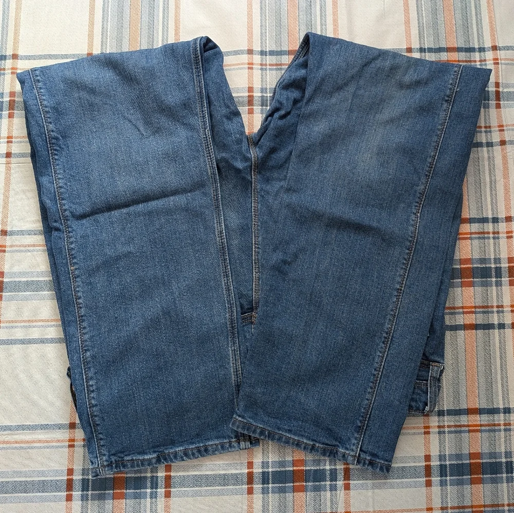 Wrangler Men's Relaxed Fit Blue Jeans Sz 36 x 30 Regular Fit - Picture 9 of 9